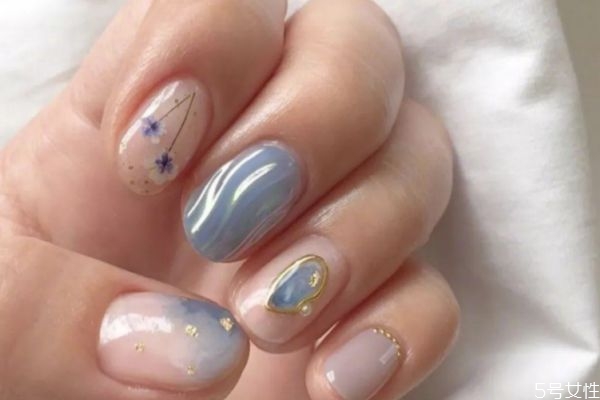 指甲油放太久太粘稠了怎么办，指甲油干了还能用吗