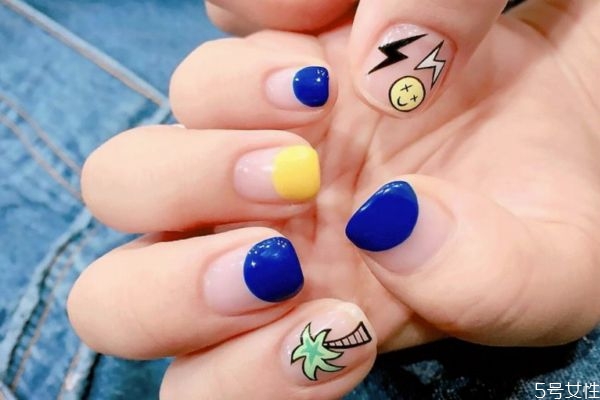 为什么指甲油会干，涂完指甲油有印子怎么办