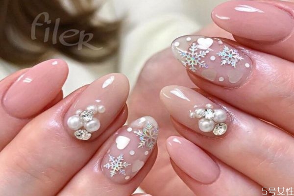 光疗胶可以当延长胶用吗，光疗胶的优缺点