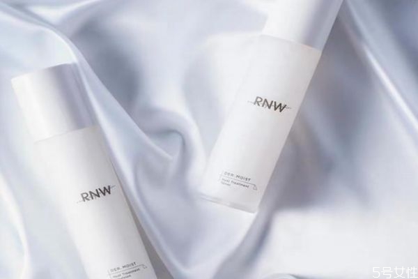 rnw水乳好用吗，rnw水乳适合什么皮肤