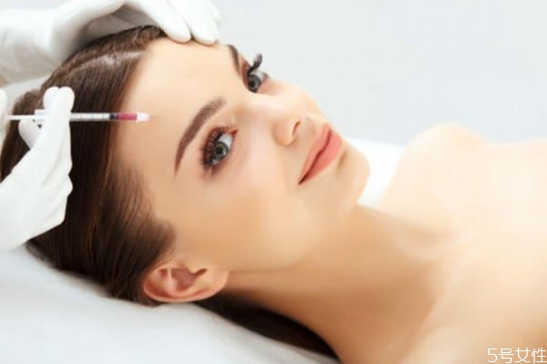 做水光24小时后化妆了可以吗，水光针品牌都有哪些