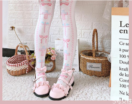 lolita袜子分山正吗，lolita基础袜子