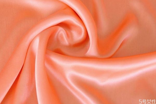 真丝怎么用挂烫机熨烫，真丝抽丝怎样处理