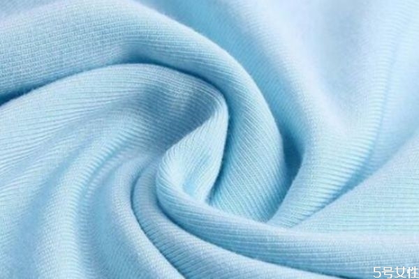 衣服缩水什么原因导致，烘干会让衣服缩水吗