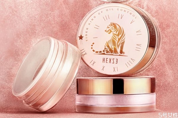 韩熙贞散粉和花西子散粉哪个好，韩熙贞散粉怎么用