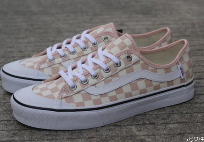 vans棋盘格洗后泛白，vans棋盘格掉色怎么补救