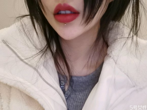 唇钉恢复期要多久，打完唇钉几天可以换钉子