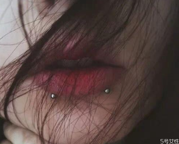 唇钉有什么含义，打唇钉的禁忌