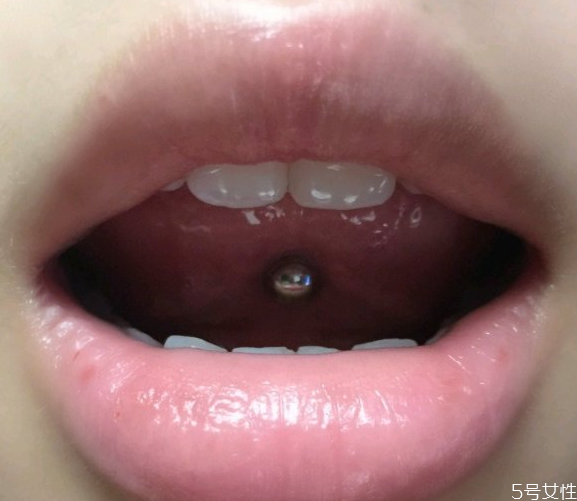 舌钉几天不戴会长死，舌钉不带了洞会自己愈合吗