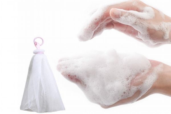 用起泡网好还是手搓好洗面奶，洗面奶起泡器的危害