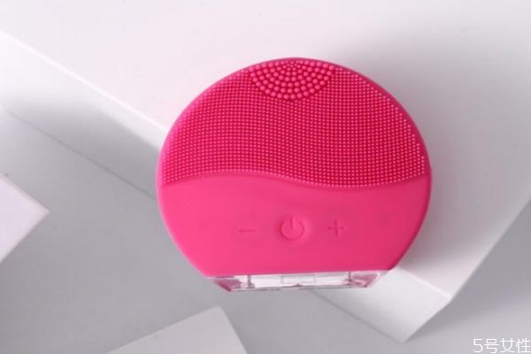 洁面仪怎么选，洁面仪有什么款式