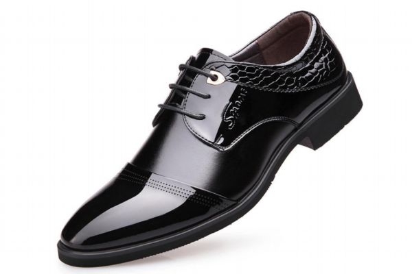 鞋子怎么保存不发霉，预防鞋子发霉的办法