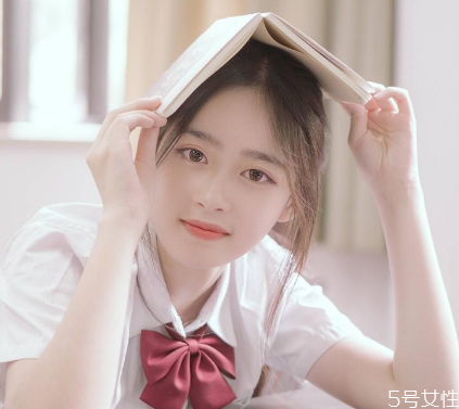 jk调节扣有几种，jk调节扣穿在前面还是后面