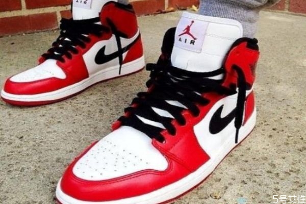 aj鞋内部起球是真的不，aj鞋后跟起球怎么处理