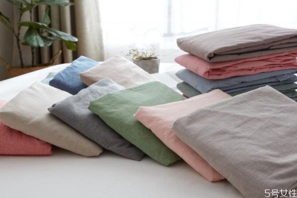 黑色床单对身体有害吗，床单用什么面料好