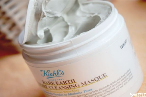 科颜氏白泥一次用量，科颜氏白泥可以天天用吗