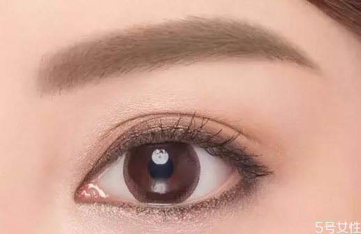 染眉胶是干什么的，眉胶和染眉膏的区别