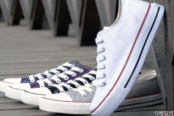 鞋底为什么会变黄，如何防止鞋底变黄