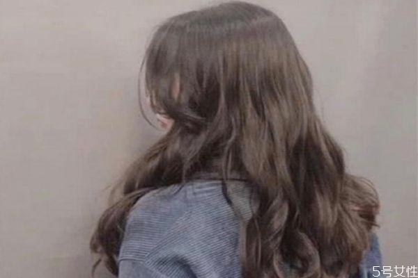 木马卷怎么上杠子，木马卷能用梳子梳吗