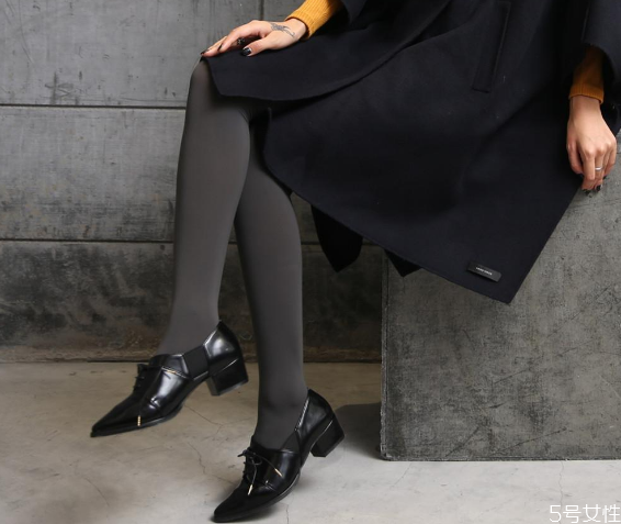 连脚袜需要每天洗吗，连脚袜怎么洗袜子