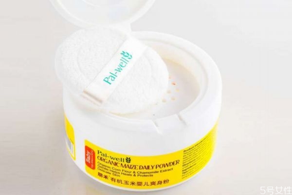 冬天新生儿要用爽身粉吗，宝宝可以擦爽身粉吗