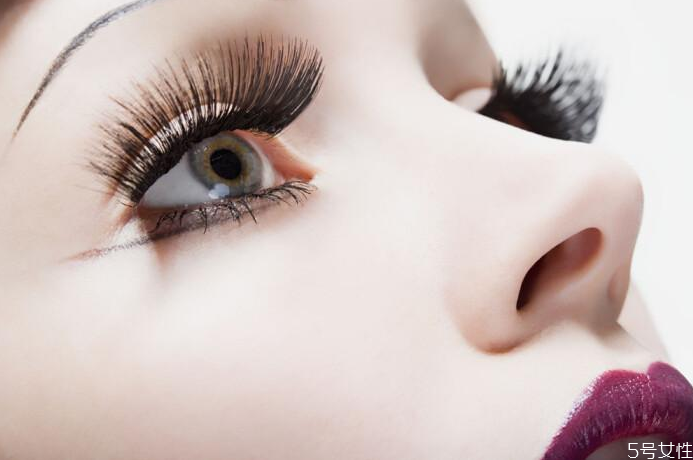 为什么种了睫毛显老，不适合嫁接睫毛的人群