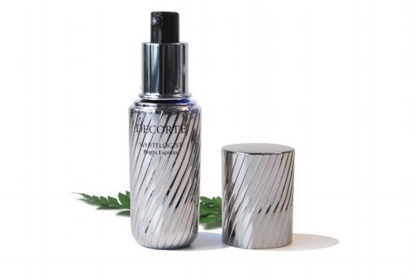 曲酸精华白天能用吗，曲酸精华不能和什么同时使用