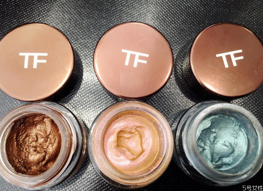 眼影膏可以用刷子涂吗，眼影膏怎么涂