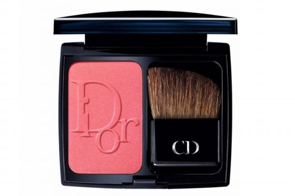 可以只画腮红不画眼影吗，眼影画腮红的步骤