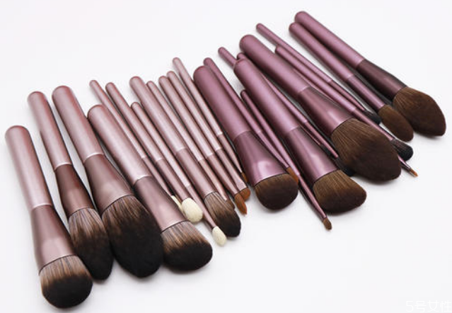 化妆刷为什么要找沧州发货的，为什么沧州的化妆刷好