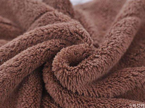 珊瑚绒睡衣哪个牌子质量最好，冬季睡衣什么面料最好