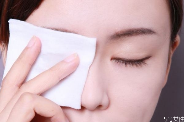 怎么判断眼妆卸干净没，正确的卸眼妆步骤