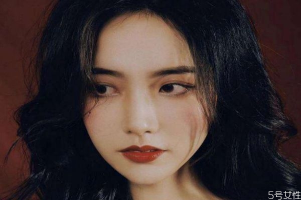 什么人适合港风妆容，港味复古风妆容教程