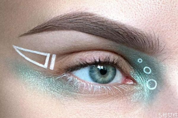 好看的创意妆容怎么画，简单又好看的创意妆