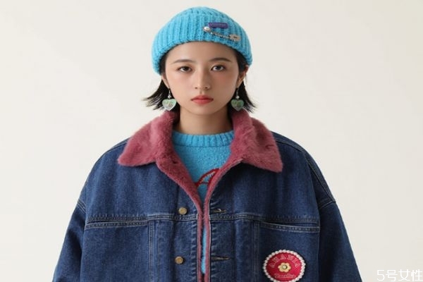 洗牛仔的水为什么发黄，牛仔外套发黄能洗掉吗