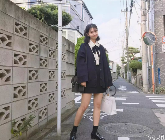 小腿粗可以穿堆堆袜吗，小腿粗穿什么袜子好看