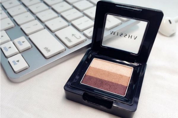 谜尚三色眼影好用吗，谜尚三色眼影化妆教程