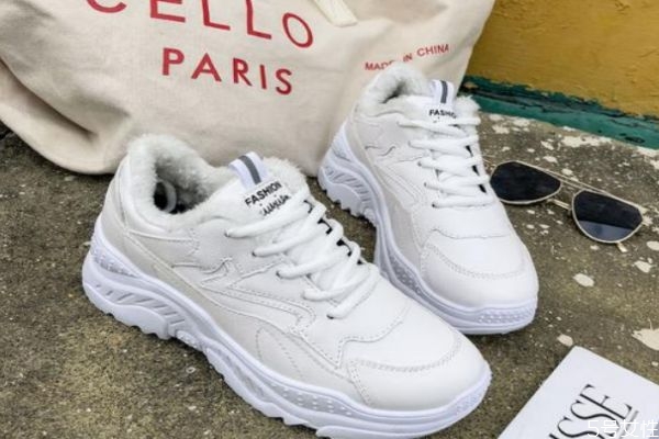 老爹鞋是运动鞋吗，老爹鞋名称的来由