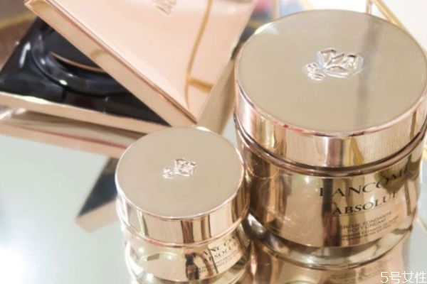 兰蔻菁纯面霜和雅诗兰黛面霜哪个好，兰蔻菁纯面霜真假辨别