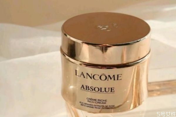 兰蔻菁纯系列有几款面霜，兰蔻菁纯面霜滋润型和清爽型