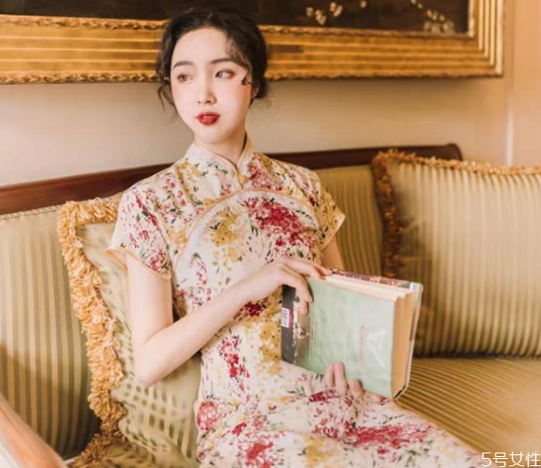 怎么穿旗袍不老气，旗袍的多种选择