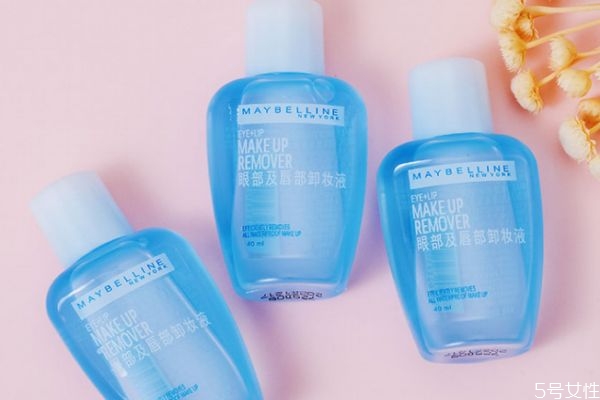 美宝莲眼唇卸妆液可以带上火车吗，美宝莲眼唇卸妆液介绍