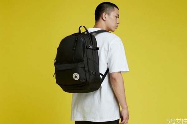 匡威书包怎么辨别真假，匡威书包多少钱