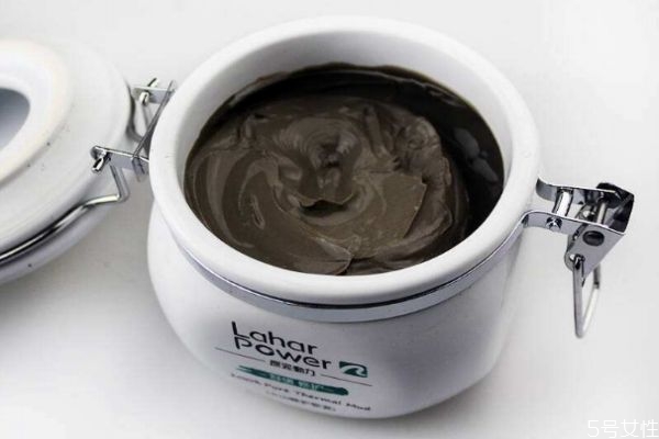 泥膜是洗掉还是撕掉，泥膜是干了再洗吗