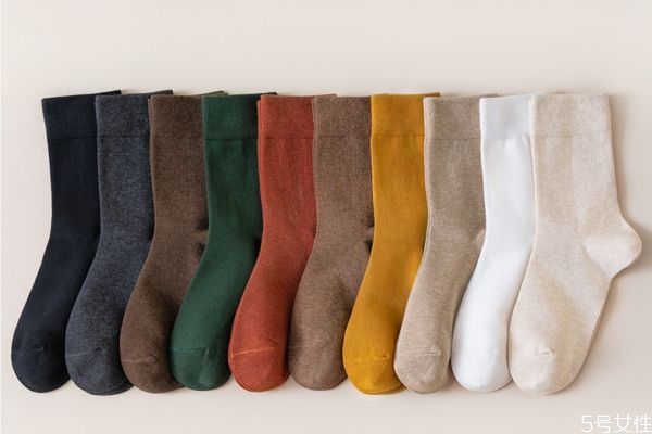 冬天穿什么袜子保暖，冬天袜子怎么外穿