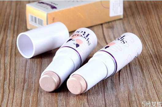 高光棒适合油皮吗，高光棒适合新手吗