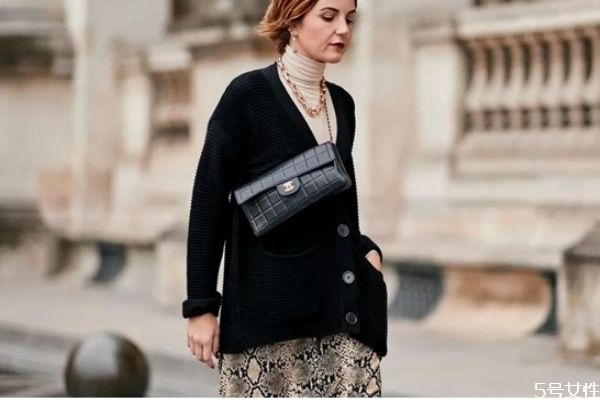 内搭是什么衣服，适合内搭的衣服有哪些