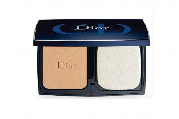 粉饼是按压还是涂抹，打了粉饼后还可以打散粉定妆吗