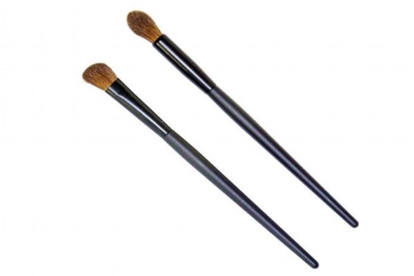 鼻影刷和高光刷的区别，怎样选择鼻影刷