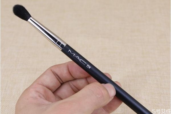 鼻影刷刷头有几种，鼻影刷可以用眼影刷代替吗